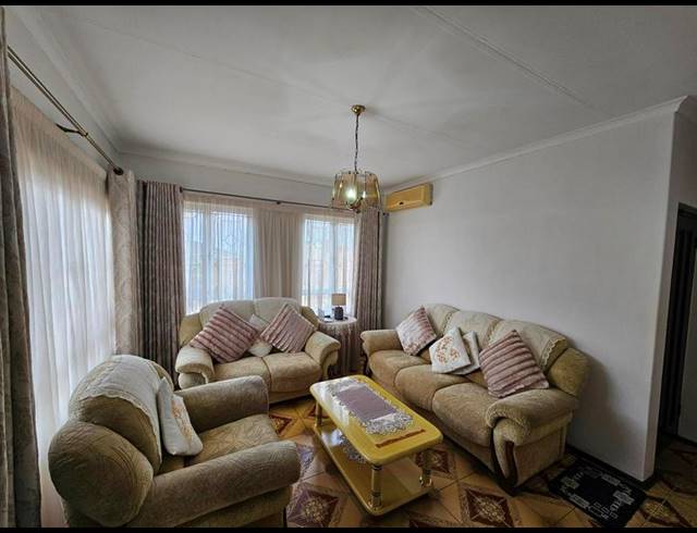 3 BEDROOM HOUSE FOR SALE IN DAWNCREST